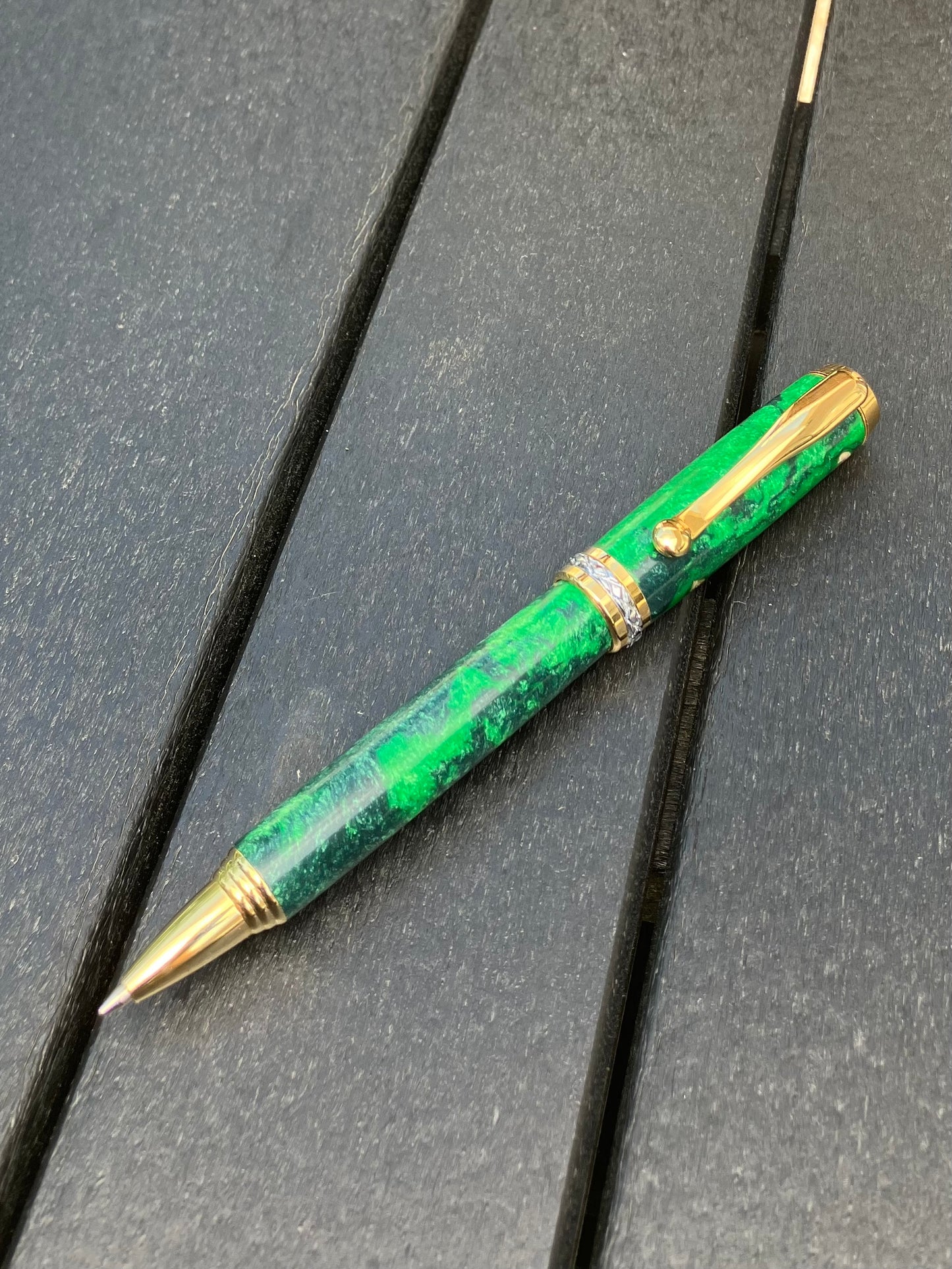 BP472-1022  Greens - Handcrafted Ballpoint Pen