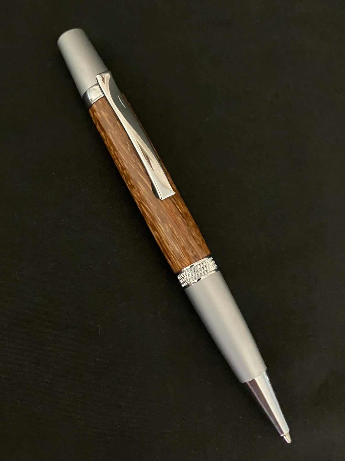 BP527-0923 Red Palm - Handcrafted Ballpoint Pen