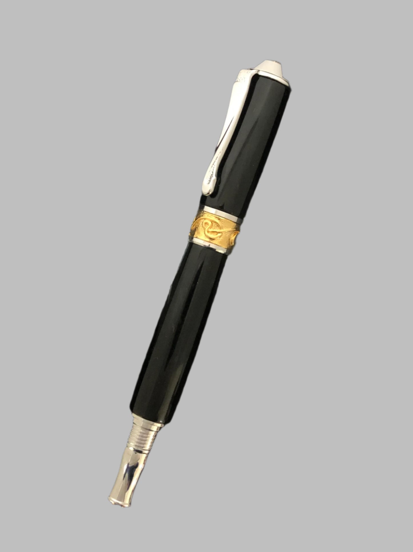 South American Ziricote with Gold and Silver Fountain pen