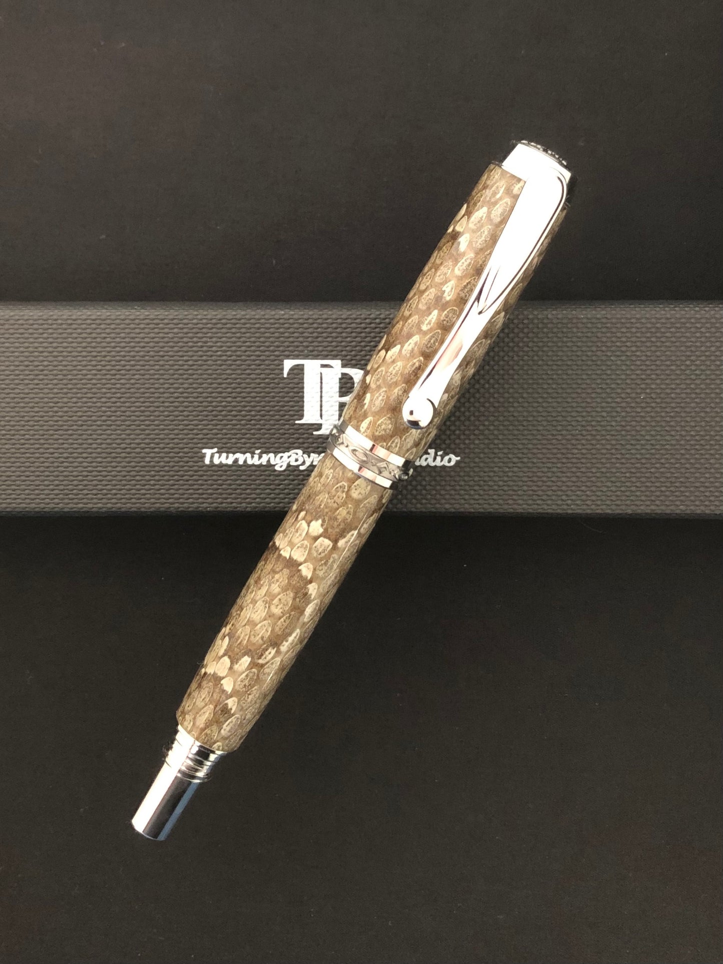 Diamond Back Rattlesnake - Handcrafted Rollerball Pen