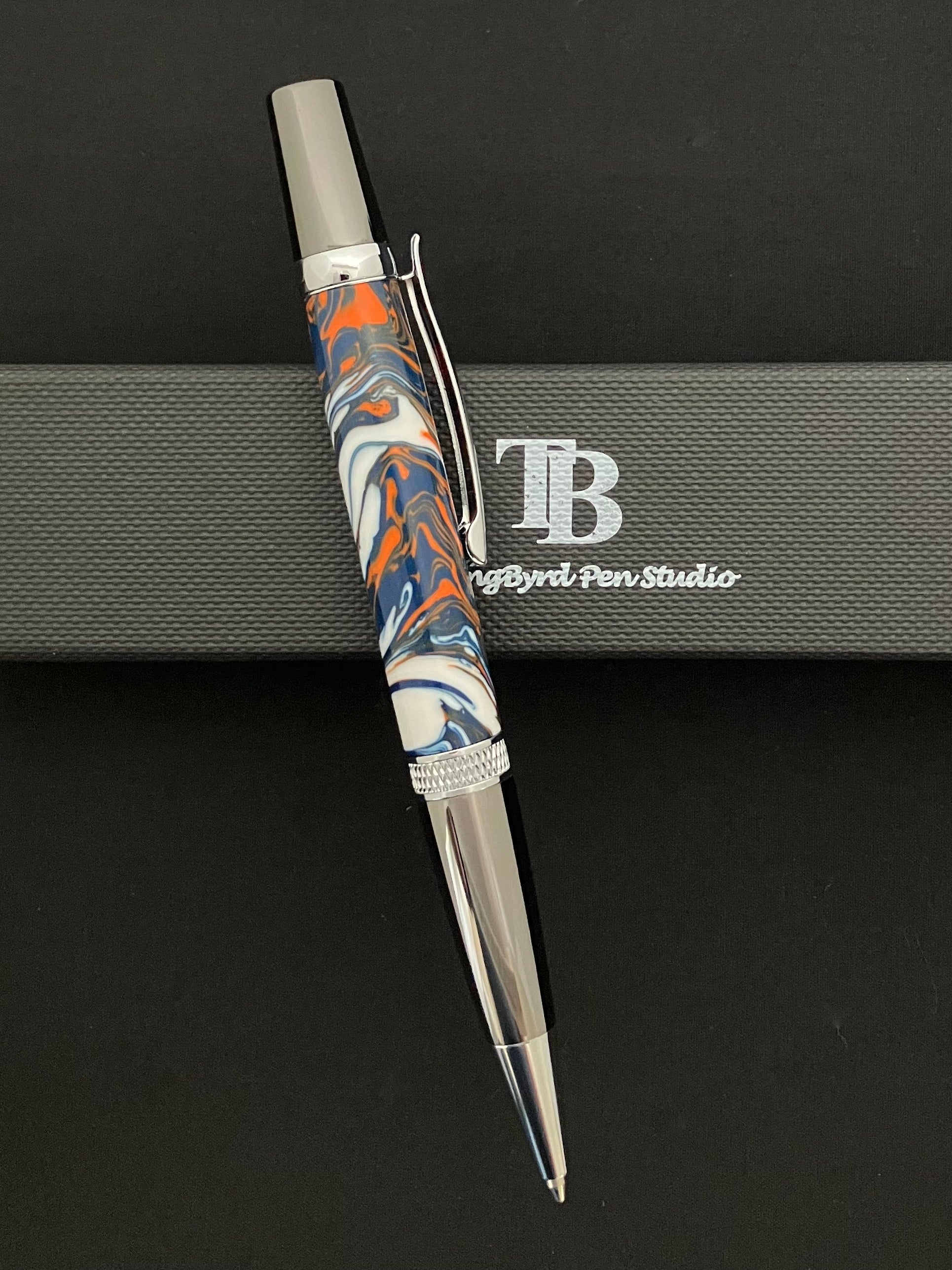 Twist ballpoint pen with Utica College Colors!
