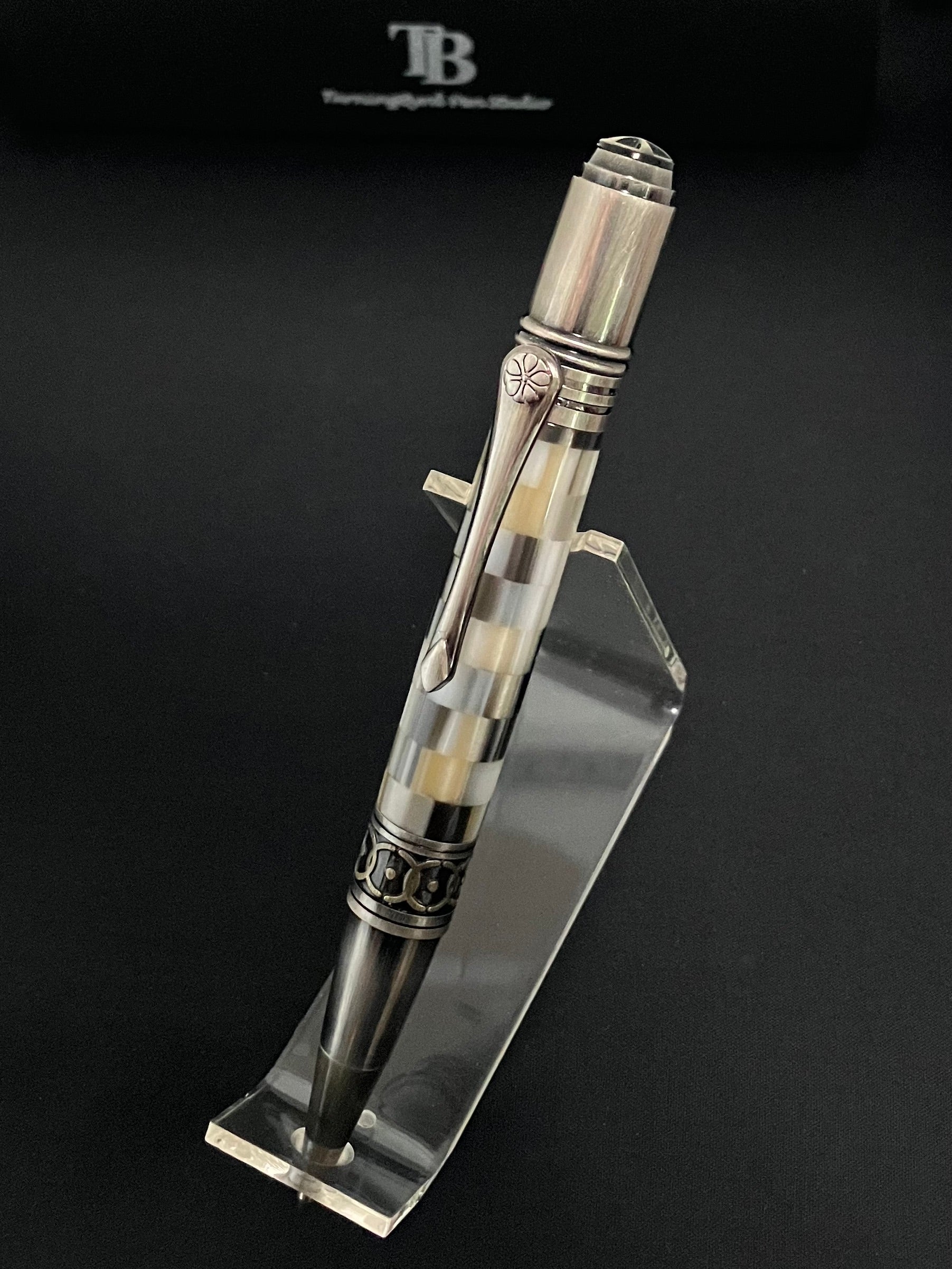 Antique Rose copper plating with segmented acrylic body "City Lights"