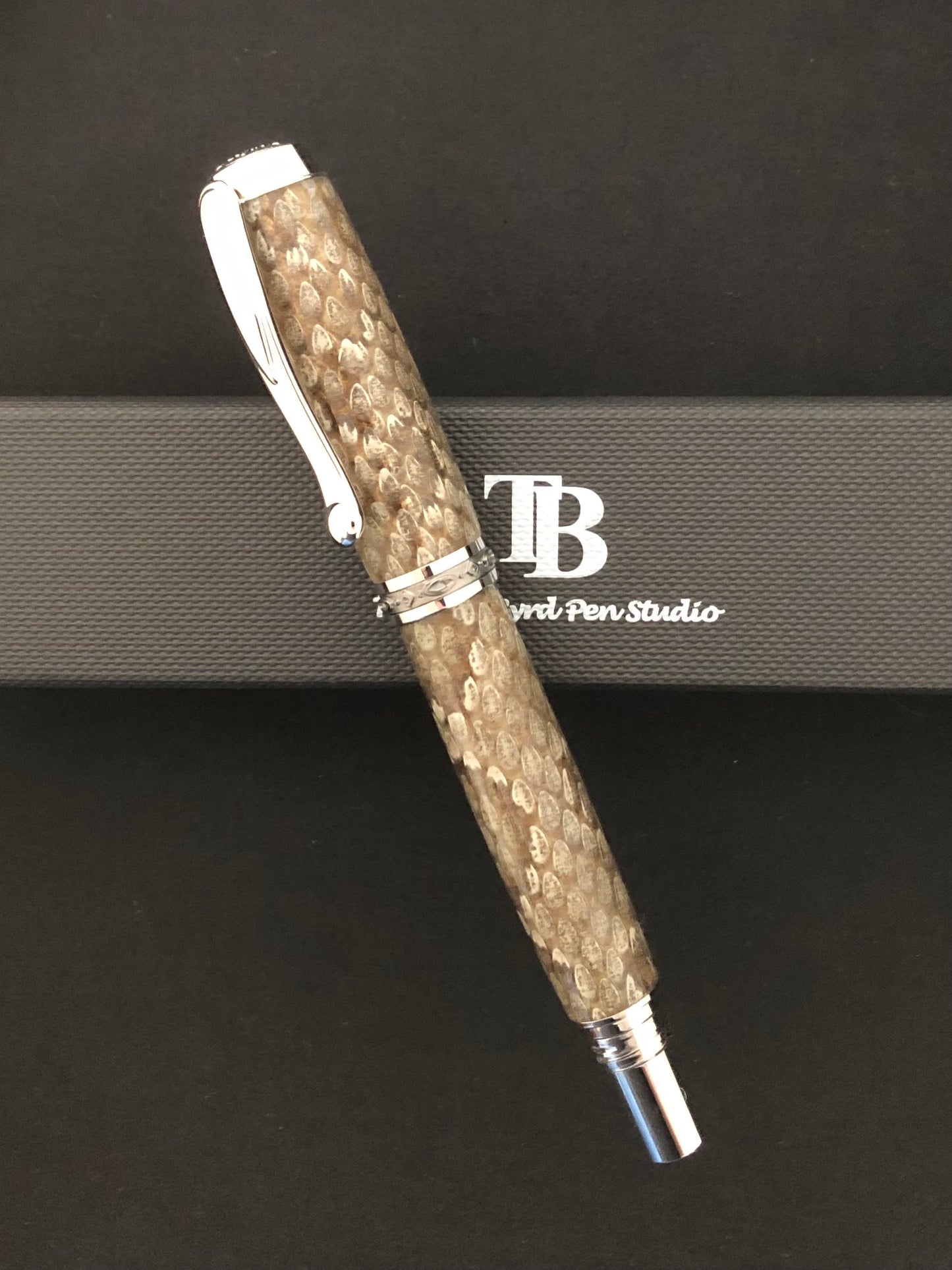 Diamond Back Rattlesnake - Handcrafted Rollerball Pen