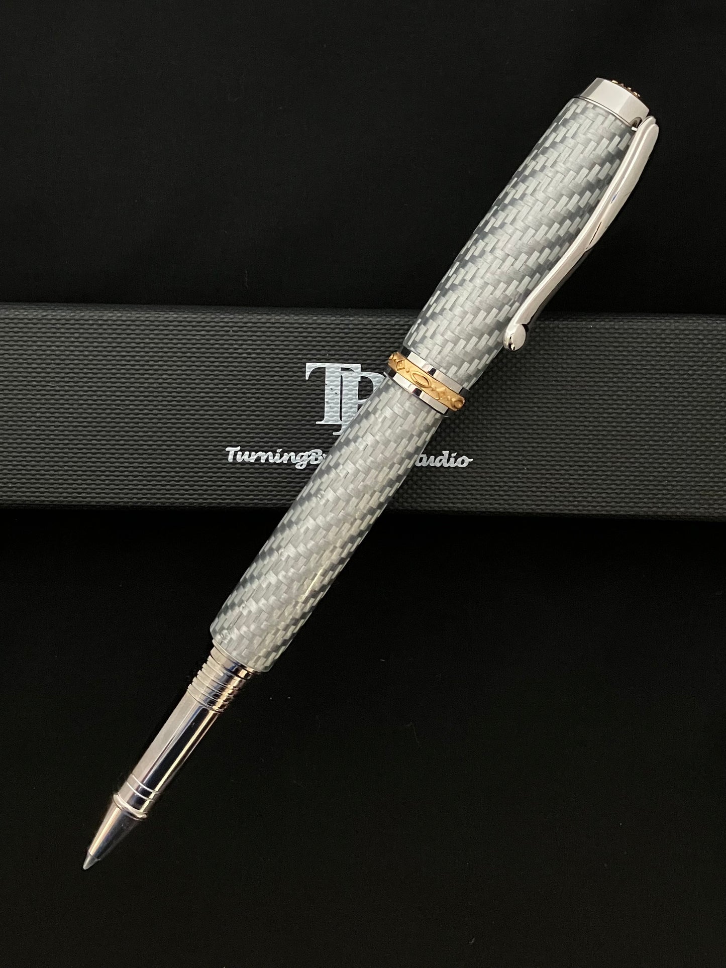 RB445-0822P Silver Glass - Handcrafted Rollerball Pen