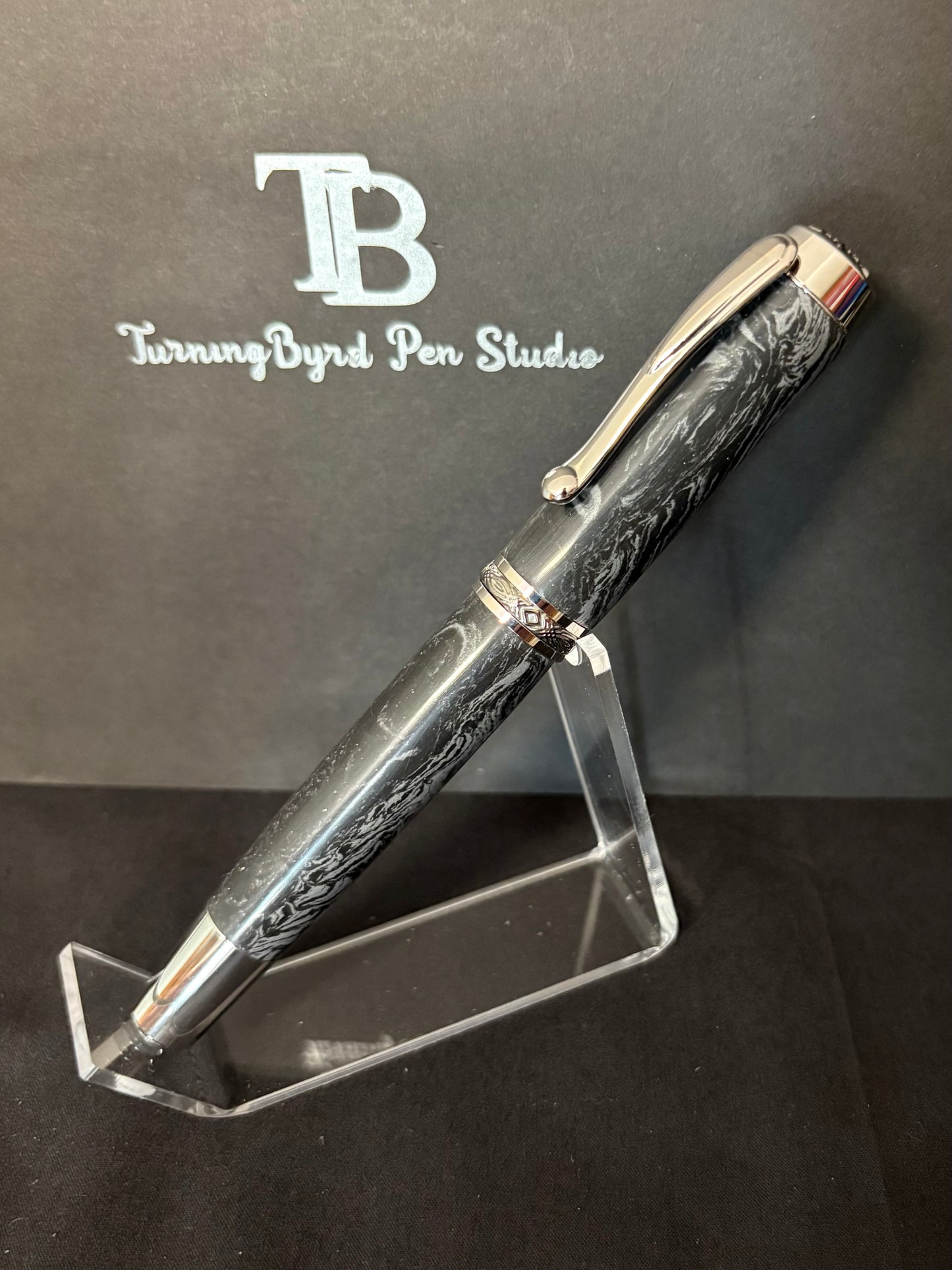 RB547-0726 M3 Damascus Steel — Handcrafted Rollerball Pen