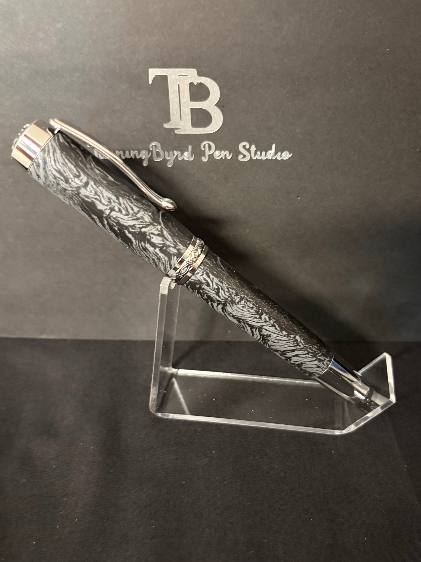 RB547-0726 M3 Damascus Steel — Handcrafted Rollerball Pen