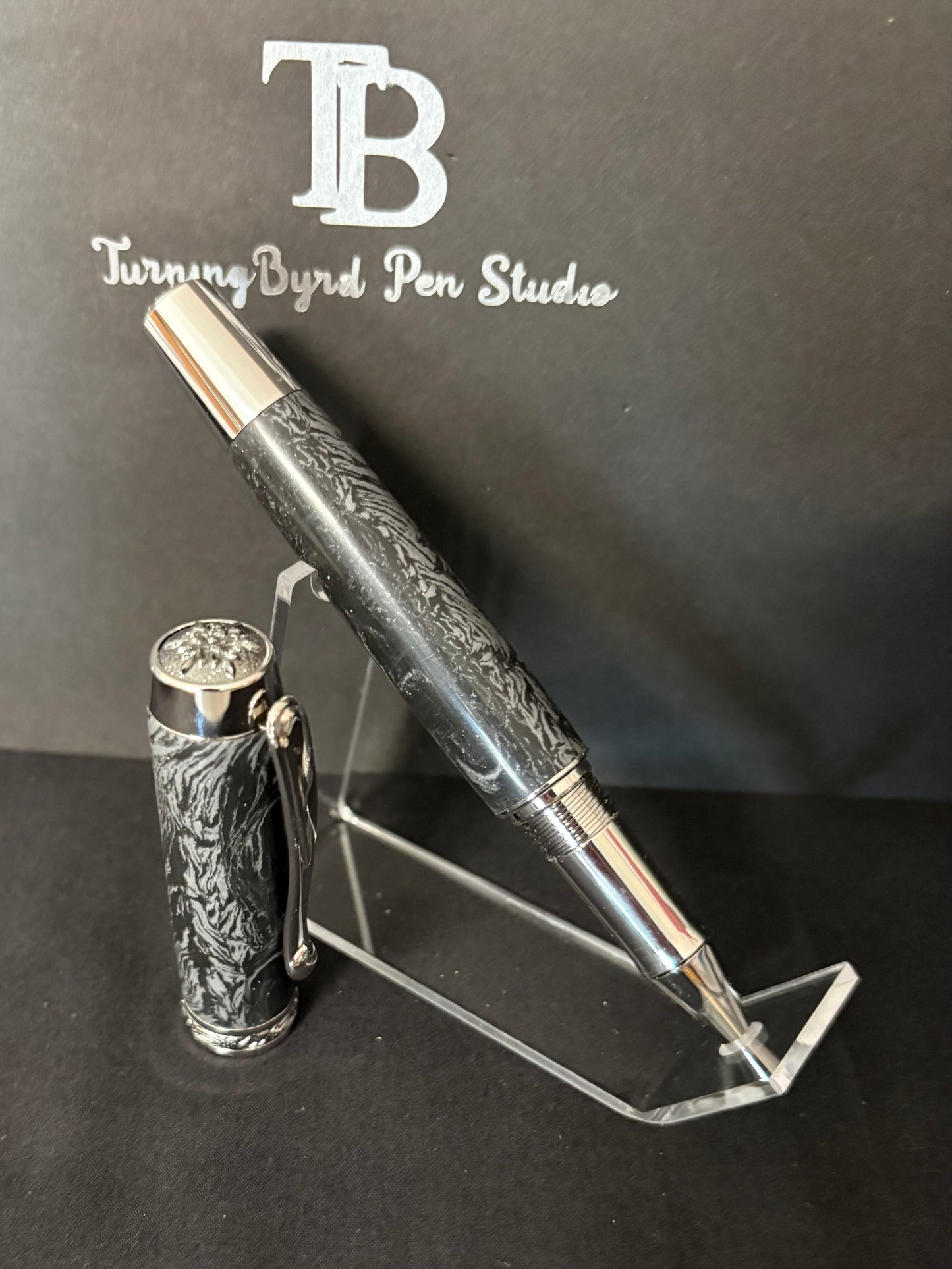 RB547-0726 M3 Damascus Steel — Handcrafted Rollerball Pen