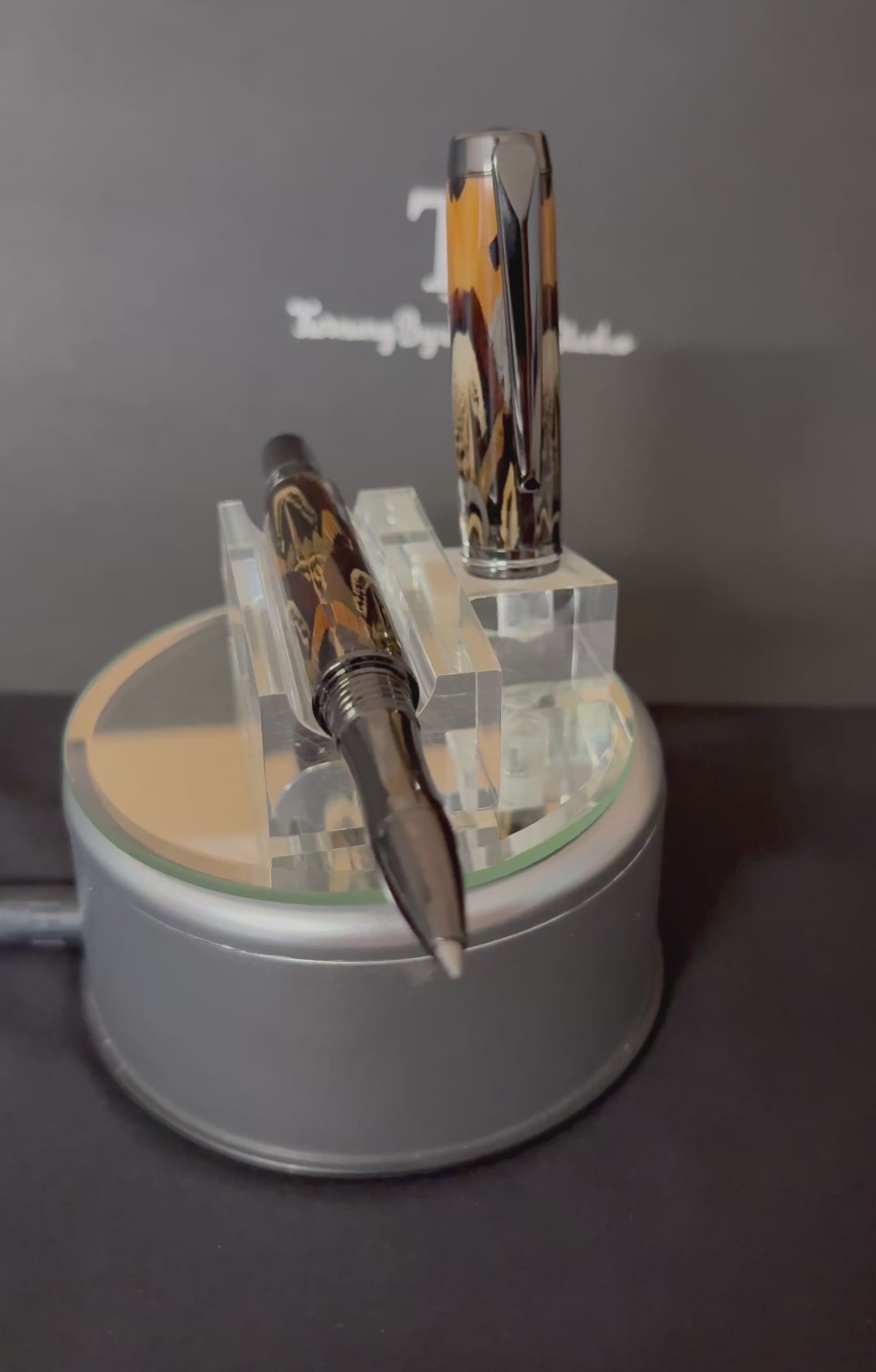 RB527-10254_Ringnecked_Pheasant_feathers_-gift