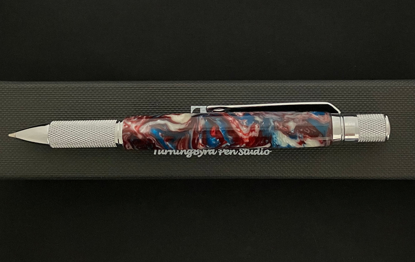 Sparkling Patriot colors on a twist ballpoint pen!